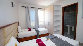 3 Br Siloam Pride Hexagon